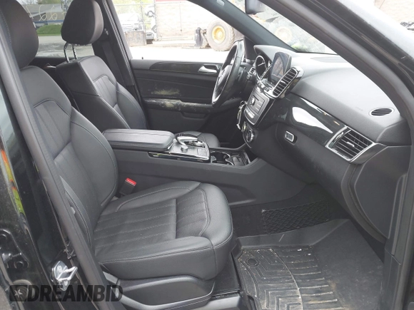 2019 Mercedes-Benz GLE 400 z VIN 4JGDA5GB2KB216941, wystawiony jako IAAI lot #42276714 z przebiegiem 17 992 mil mil oraz . Historia ofert i sprzedaży dostępna na DreamBid. Obrazek 5.