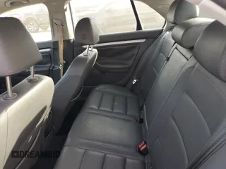 2007 Volkswagen Jetta Wolfsburg Edition с VIN 3VWEF71K37M075440, выставлен на аукционе Copart как лот 47419965 с пробегом 101 704 миль миль и Списание • Salvage title. История ставок и продаж доступна на DreamBid. Изображение 10.
