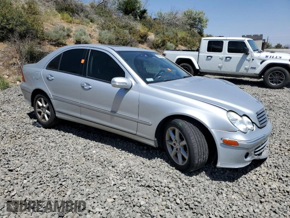 2007 Mercedes-Benz C 280 Luxury with VIN WDBRF92H67F931301, listed as a Copart auction lot 59984525 with 167,429 mi miles and Salvage title. Bid and sale history available at DreamBid. Image 4.
