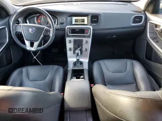 2017 Volvo V60 Premier with VIN YV140MEK6H1336531, listed as a Copart auction lot 74840174 with 86,663 mi miles and Salvage Title. Bid and sale history available at carsss.com. Image 8.