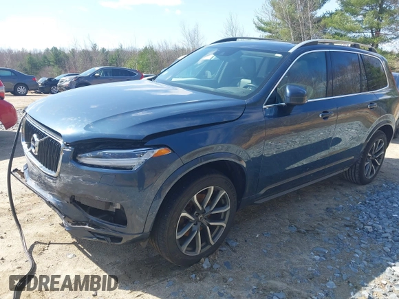 2018 Volvo XC90 Momentum with VIN YV4102PK7J1351715, listed as a IAAI auction lot 41901889 with 97,513 mi miles. Bid and sale history available at carsss.com. Image 17.