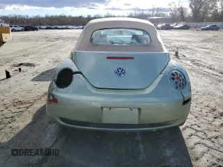 2008 Volkswagen Beetle SE with VIN 3VWRF31Y78M400350, listed as a Copart auction lot 84229794 with 198,777 mi miles and Salvage title. Bid and sale history available at DreamBid. Image 6.