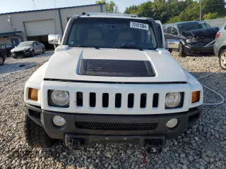 2007 Hummer H3 SUV with VIN 5GTDN13E678256437, listed as a Copart auction lot 70181984 with 189,653 mi miles and Clean Title. Bid and sale history available at carsss.com. Image 5.
