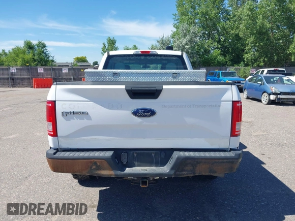 2016 Ford F-150 XLT z VIN 1FTFX1EF7GKE99368, wystawiony jako IAAI lot #42651215 z przebiegiem 19 905 mil mil oraz . Historia ofert i sprzedaży dostępna na DreamBid. Obrazek 16.