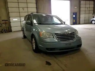 2009 Chrysler Town & Country Touring with VIN 2A8HR54X69R603995, listed as a Copart auction lot 49672995 with 199,440 mi miles and Non Repairable. Bid and sale history available at DreamBid. Image 12.