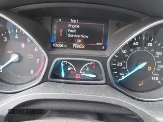 2019 Ford Escape SE z VIN 1FMCU9GD8KUB56356, wystawiony jako IAAI lot #42048802 z przebiegiem 109 356 mil mil oraz . Historia ofert i sprzedaży dostępna na DreamBid. Obrazek 7.
