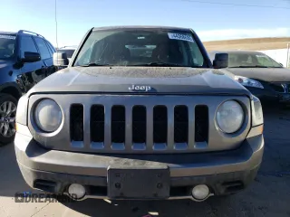 2011 Jeep Patriot Latitude X with VIN 1J4NF4GB9BD227471, listed as a Copart auction lot 44368635 with 148,505 mi miles and Salvage Title. Bid and sale history available at DreamBid. Image 5.