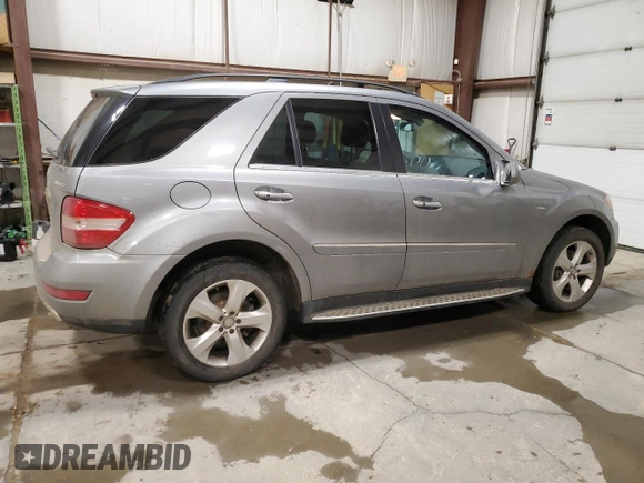 2010 Mercedes-Benz M 350 with VIN 4JGBB2FBXAA569999, listed as a Copart auction lot 84637134 with 254,712 mi miles and Clean Title. Bid and sale history available at DreamBid. Image 3.