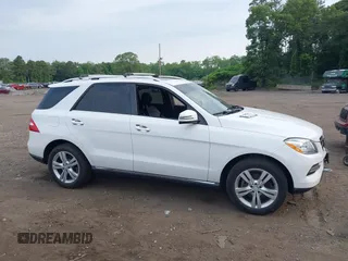 2014 Mercedes-Benz M 350 with VIN 4JGDA5HB0EA397515, listed as a IAAI auction lot 42491949 with 126,427 mi miles and . Bid and sale history available at DreamBid. Image 13.