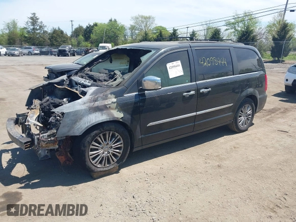 2016 Chrysler Town & Country Touring z VIN 2C4RC1CG6GR248203, wystawiony jako IAAI lot #42098444 z przebiegiem Nie podano mil oraz . Historia ofert i sprzedaży dostępna na DreamBid. Obrazek 2.