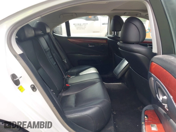 2008 Lexus LS 460 with VIN JTHBL46F185079274, listed as a IAAI auction lot 42219303 with 287,870 mi miles and . Bid and sale history available at DreamBid. Image 8.
