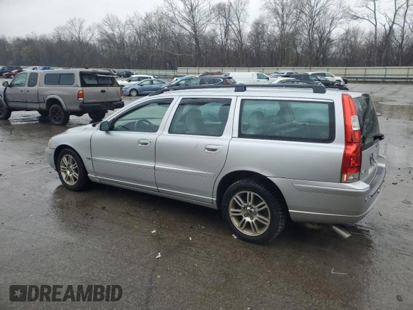 2006 Volvo V70 2.4L with VIN YV1SW612062556973, listed as a Copart auction lot 52235015 with 114,431 mi miles and Salvage Title. Bid and sale history available at DreamBid. Image 2.