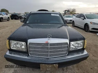1990 Mercedes-Benz 300 with VIN WDBCA25D0LA538034, listed as a Copart auction lot 81262894 with 49,139 mi miles and Clean Title. Bid and sale history available at DreamBid. Image 5.