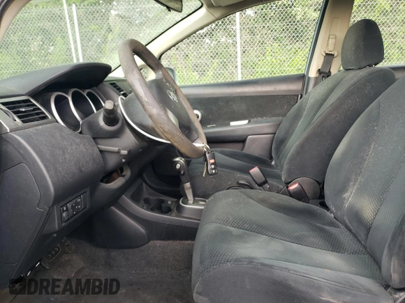 2011 Nissan Versa S с VIN 3N1BC1CP3BL506025, выставлен на аукционе Copart как лот 61054485 с пробегом 206 027 миль миль и Чистый • Clean title. История ставок и продаж доступна на DreamBid. Изображение 7.