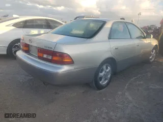 1999 Lexus ES 300 Luxury Sport Sdn with VIN JT8BF28G0X5056259, listed as a Copart auction lot 77475424 with 0 mi miles and Non Repairable. Bid and sale history available at carsss.com. Image 3.