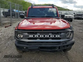 2024 Ford Bronco Big Bend z VIN 1FMDE7AH8RLB10818, wystawiony jako Copart lot #54044715 z przebiegiem 5 330 mil mil oraz Szkoda całkowita • Salvage title. Historia ofert i sprzedaży dostępna na DreamBid. Obrazek 5.