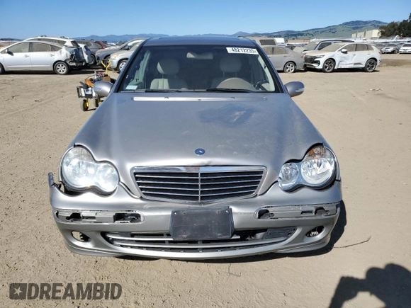 2005 Mercedes-Benz C 320 with VIN WDBRF64J15F602520, listed as a Copart auction lot 48212235 with 136,330 mi miles and Salvage Title. Bid and sale history available at DreamBid. Image 5.
