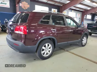 2013 Kia Sorento LX with VIN 5XYKTCA62DG386280, listed as a Copart auction lot 63623555 with 100,417 mi miles and Clean title. Bid and sale history available at DreamBid. Image 3.