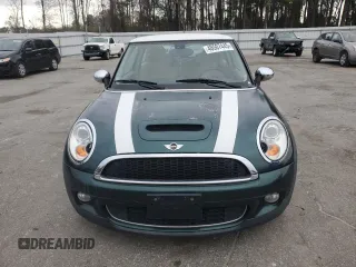 2007 MINI Hardtop S with VIN WMWMF73547TL91451, listed as a Copart auction lot 48507445 with 124,330 mi miles and Clean Title. Bid and sale history available at DreamBid. Image 5.