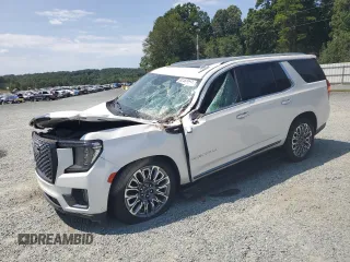 2023 GMC Yukon Denali Ultimate with VIN 1GKS2EKL0PR238125, listed as a Copart auction lot 68468064 with 32,697 mi miles and Salvage Title. Bid and sale history available at carsss.com. Image 1.