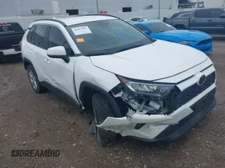 2020 Toyota RAV4 XLE with VIN 2T3W1RFV3LW100110, listed as a IAAI auction lot 42423963 with 29,066 mi miles and . Bid and sale history available at DreamBid. Image 6.