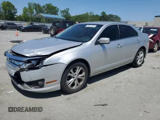 2012 Ford Fusion SE z VIN 3FAHP0HA0CR379085, wystawiony jako Copart lot #54874755 z przebiegiem 162 634 mil mil oraz Szkoda całkowita • Salvage title. Historia ofert i sprzedaży dostępna na DreamBid. Obrazek 1.
