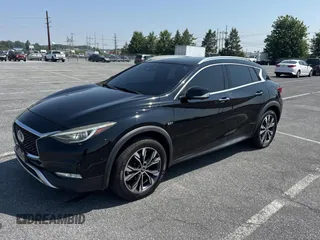 2018 Infiniti QX30 Premium with VIN SJKCH5CR4JA044802, listed as a Copart auction lot 59876905 with 89,177 mi miles and Clean title. Bid and sale history available at DreamBid. Image 2.