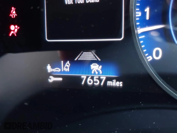 2025 Lexus NX 250 Premium z VIN 2T2GDCAZ4SC020337, wystawiony jako IAAI lot #41402339 z przebiegiem 7 657 mil mil oraz . Historia ofert i sprzedaży dostępna na DreamBid. Obrazek 16.