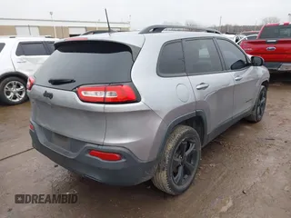 2018 Jeep Cherokee Latitude with VIN 1C4PJLCB3JD518768, listed as a IAAI auction lot 41421907 with 81,164 mi miles and . Bid and sale history available at DreamBid. Image 4.