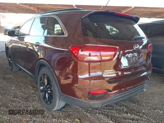 2019 Kia Sorento S V6 with VIN 5XYPG4A56KG590231, listed as a IAAI auction lot 41313789 with 92,776 mi miles. Bid and sale history available at carsss.com. Image 3.