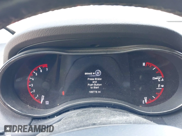 2018 Dodge Durango GT z VIN 1C4RDJDG5JC133135, wystawiony jako IAAI lot #42295770 z przebiegiem 189 778 mil mil oraz . Historia ofert i sprzedaży dostępna na DreamBid. Obrazek 7.