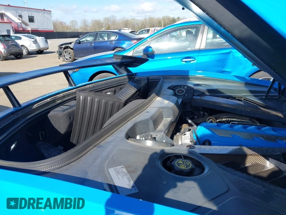 2020 Chevrolet Corvette 2LT z VIN 1G1Y72D44L5117409, wystawiony jako IAAI lot #41913012 z przebiegiem 64 027 mil mil oraz . Historia ofert i sprzedaży dostępna na DreamBid. Obrazek 8.