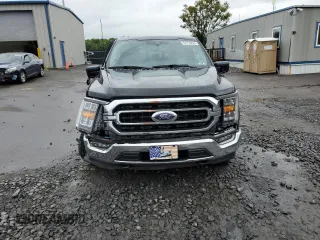 2023 Ford F-150 XL with VIN 1FTEX1EPXPKE88370, listed as a Copart auction lot 57719225 with 31,440 mi miles and Salvage title. Bid and sale history available at DreamBid. Image 5.