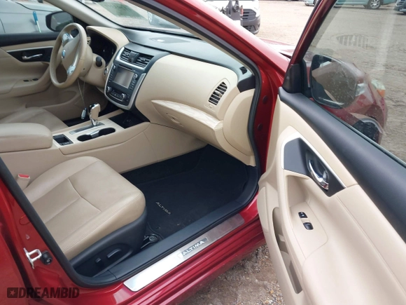 2016 Nissan Altima 2.5 SL with VIN 1N4AL3AP7GC133474, listed as a IAAI auction lot 41535303 with 137,833 mi miles. Bid and sale history available at carsss.com. Image 5.