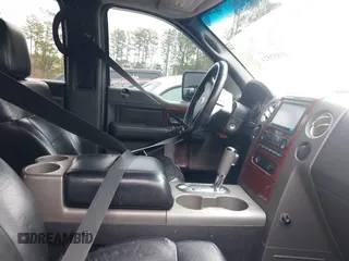2005 Ford F-150 XLT with VIN 1FTPW14505FA88819, listed as a IAAI auction lot 41853524 with 227,414 mi miles. Bid and sale history available at carsss.com. Image 5.