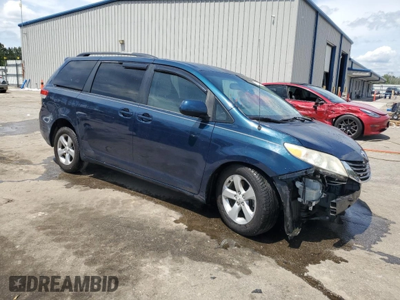 2012 Toyota Sienna LE AAS с VIN 5TDKK3DC4CS218114, выставлен на аукционе Copart как лот 56473025 с пробегом 214 865 миль миль и Списание • Salvage title. История ставок и продаж доступна на DreamBid. Изображение 4.