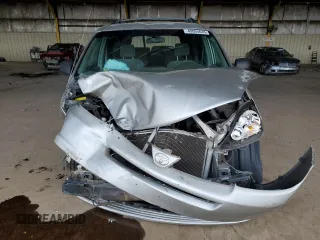 2004 Toyota Sienna CE with VIN 5TDZA23C94S187828, listed as a Copart auction lot 49094645 with 236,132 mi miles and Salvage Title. Bid and sale history available at carsss.com. Image 5.