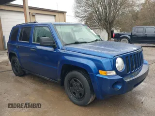 2009 Jeep Patriot Sport with VIN 1J4FT28A39D113872, listed as a IAAI auction lot 41736589 with 184,698 mi miles and . Bid and sale history available at DreamBid. Image 1.
