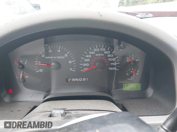 2008 Ford F-150 STX with VIN 1FTRX12W68FC03820, listed as a IAAI auction lot 42352271 with 231,190 mi miles and . Bid and sale history available at DreamBid. Image 7.