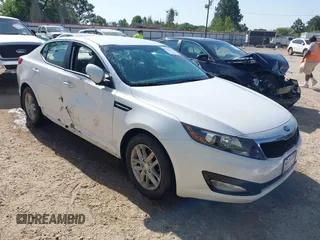 2013 Kia Optima LX with VIN KNAGM4A79D5374408, listed as a IAAI auction lot 42024032 with 109,798 mi miles. Bid and sale history available at carsss.com. Image 1.