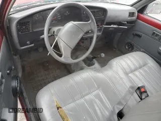 1990 Toyota Pickup с VIN JT4RN81R5L5075403, выставлен на аукционе Copart как лот 87486344 с пробегом 286 881 миль миль и Списание • Salvage title. История ставок и продаж доступна на DreamBid. Изображение 8.