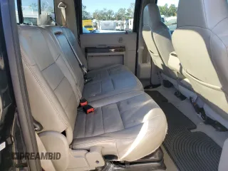 2008 Ford F-350 with VIN 1FTWW32R68EC51867, listed as a Copart auction lot 81536364 with 172,302 mi miles and Salvage title. Bid and sale history available at DreamBid. Image 11.