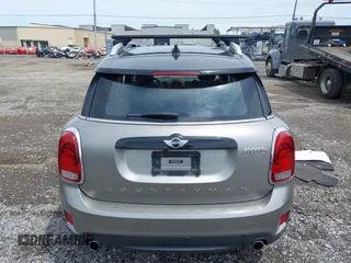 2018 MINI Countryman Cooper S with VIN WMZYT5C35J3D82204, listed as a IAAI auction lot 42836278 with 65,649 mi miles and . Bid and sale history available at DreamBid. Image 16.