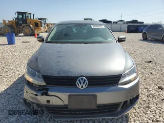 2012 Volkswagen Jetta Sedan SE w/Convenience & Sunroof with VIN 3VWDX7AJXCM323399, listed as a Copart auction lot 48966775 with 130,378 mi miles and Salvage Title. Bid and sale history available at carsss.com. Image 5.