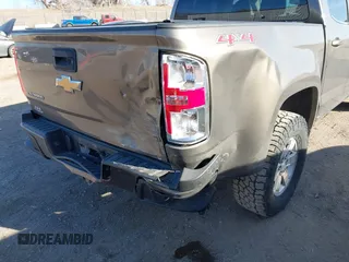 2016 Chevrolet Colorado 4WD WT with VIN 1GCGTBE39G1310334, listed as a IAAI auction lot 41109761 with 178,732 mi miles. Bid and sale history available at carsss.com. Image 6.