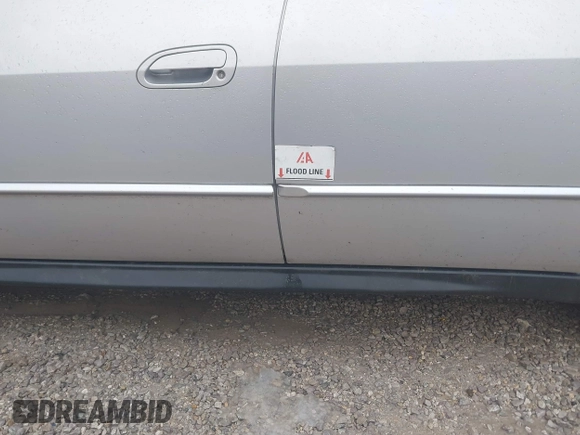 2002 Honda Accord VP z VIN 1HGCF86622A116482, wystawiony jako IAAI lot #41546982 z przebiegiem 92 131 mil mil oraz . Historia ofert i sprzedaży dostępna na DreamBid. Obrazek 6.