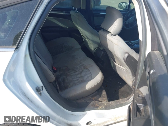 2016 Ford Fusion S z VIN 3FA6P0G73GR205465, wystawiony jako IAAI lot #41721483 z przebiegiem 152 977 mil mil oraz . Historia ofert i sprzedaży dostępna na DreamBid. Obrazek 8.