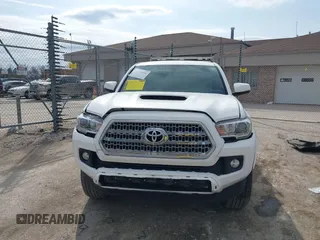 2017 Toyota Tacoma SR5 with VIN 3TMDZ5BN4HM018877, listed as a IAAI auction lot 41898666 with 198,848 mi miles. Bid and sale history available at carsss.com. Image 12.