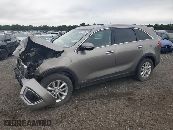 2018 Kia Sorento LX with VIN 5XYPGDA32JG408716, listed as a Copart auction lot 65111604 with 47,822 mi miles and Non Repairable. Bid and sale history available at carsss.com. Image 1.