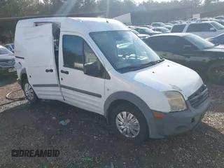 2010 Ford Transit Connect XL z VIN NM0LS7CN4AT006615, wystawiony jako IAAI lot #41395665 z przebiegiem 247 909 mil mil oraz . Historia ofert i sprzedaży dostępna na DreamBid. Obrazek 1.